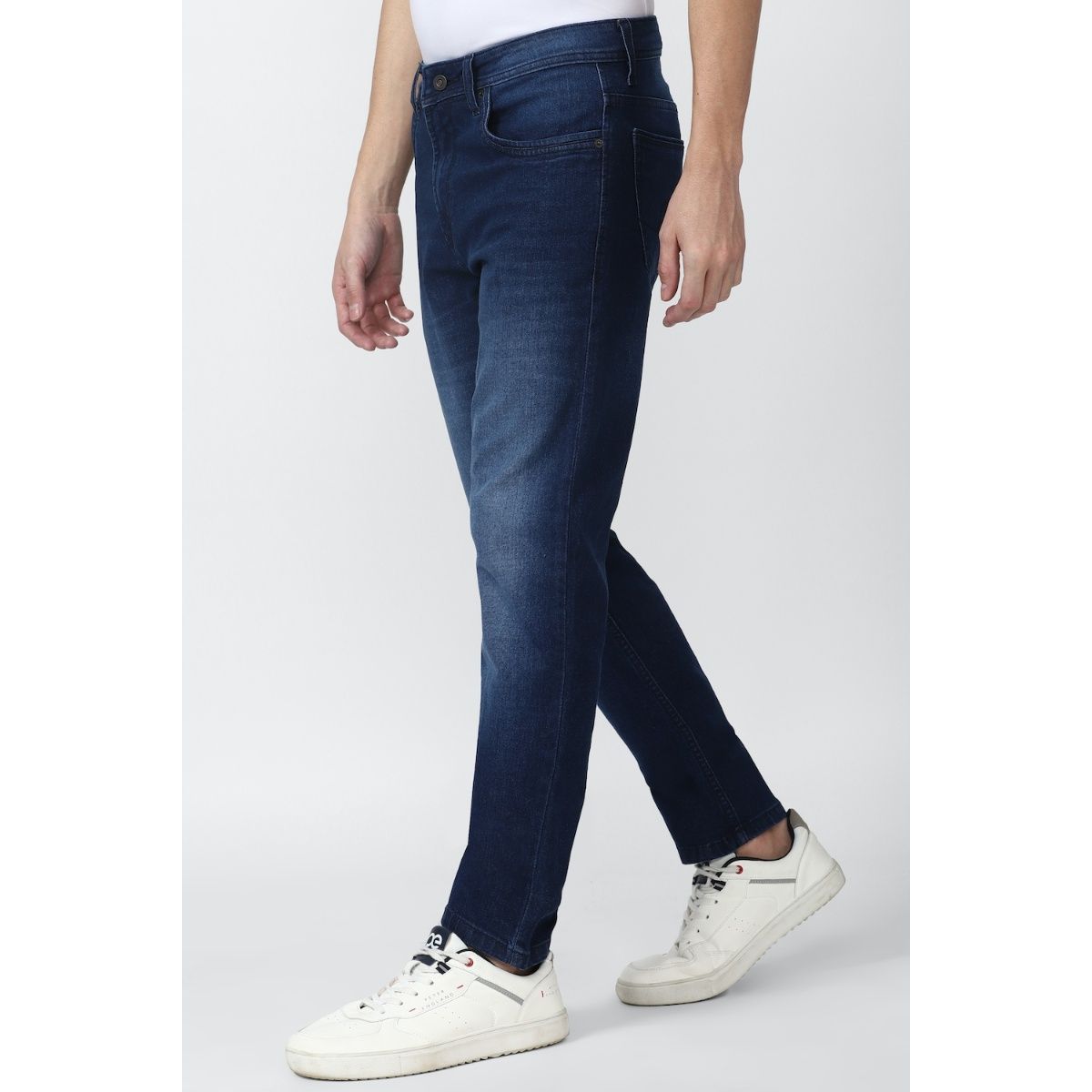 Buy Peter England Men Navy Mid Wash Classic Tapered Jeans Online