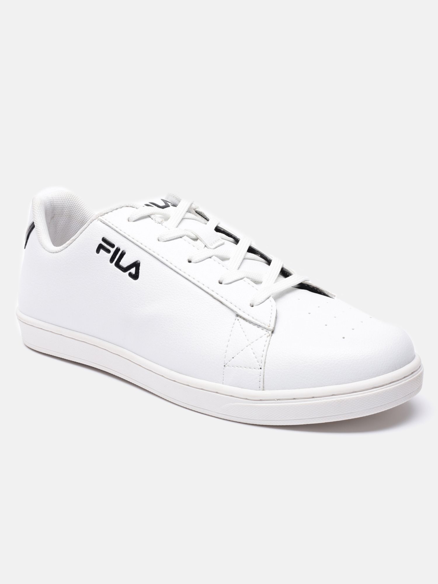Fila shoes hot sale for men white