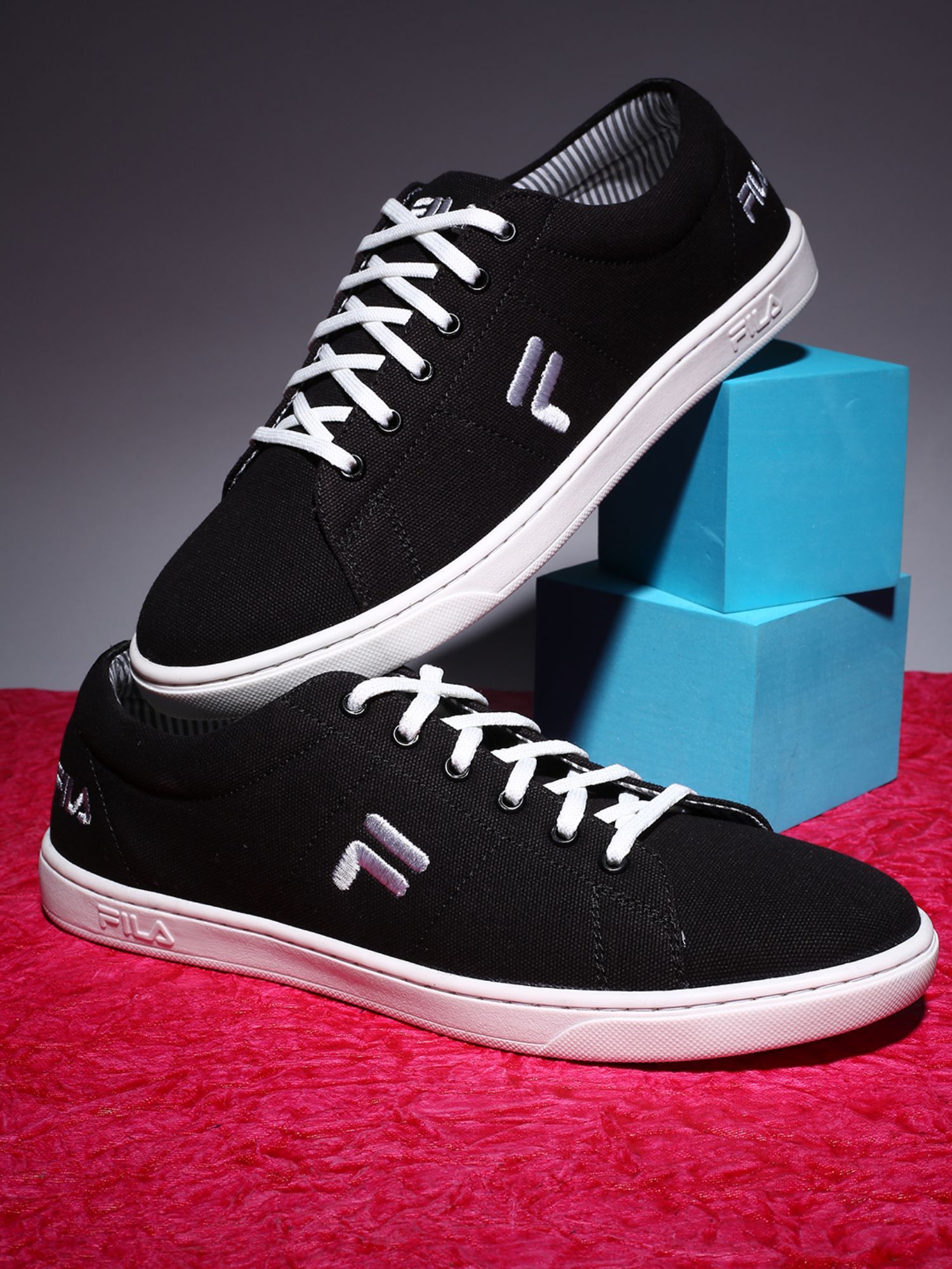 Mens black fila shoes deals