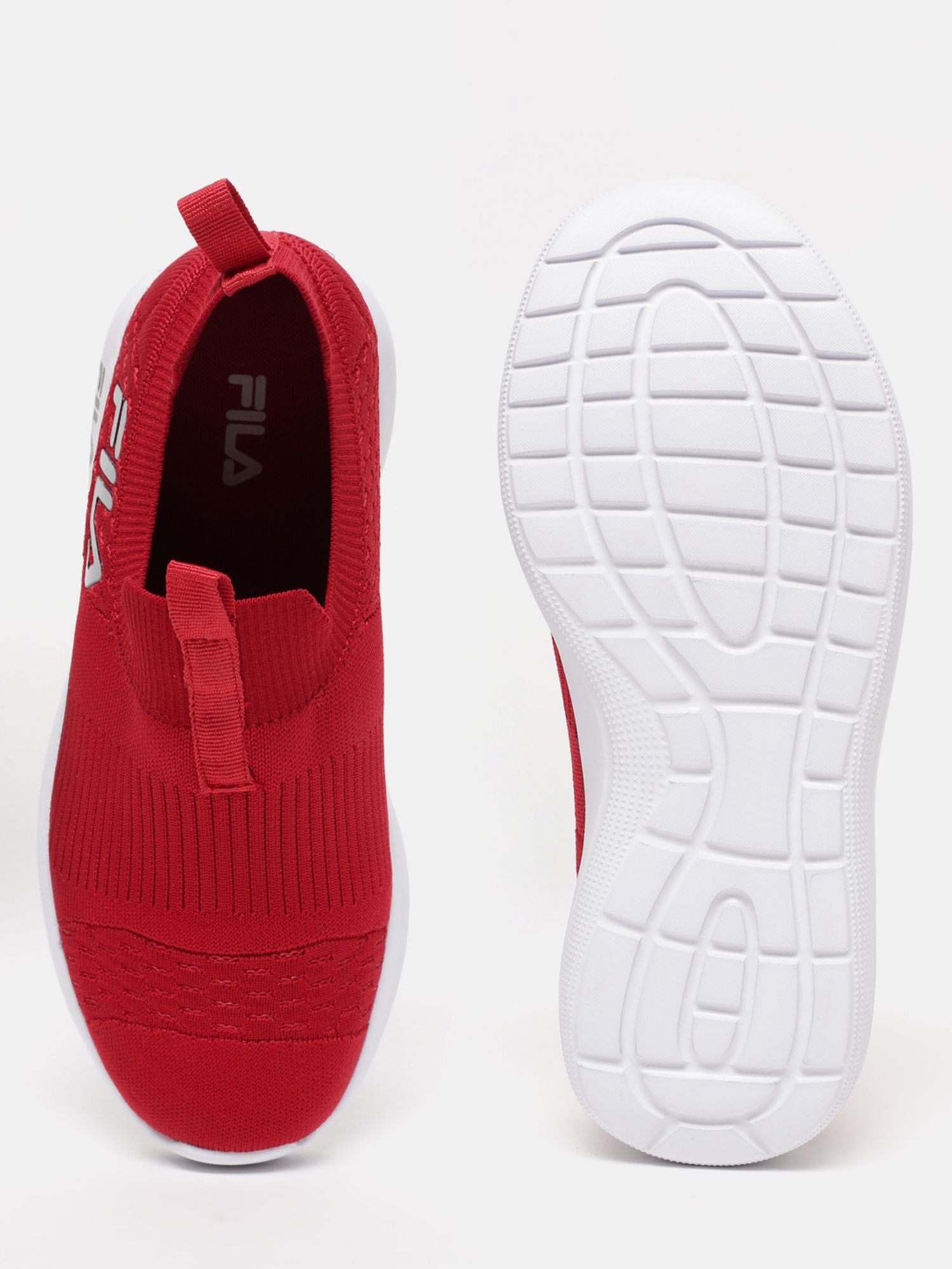 Fila pergo shoes deals