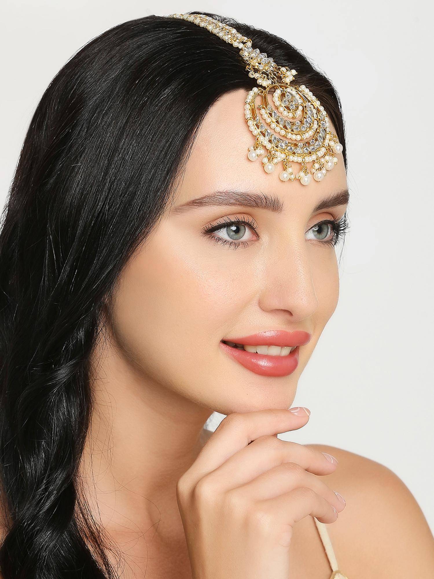 OOMPH Gold Tone Kundan Wedding Maangtikka