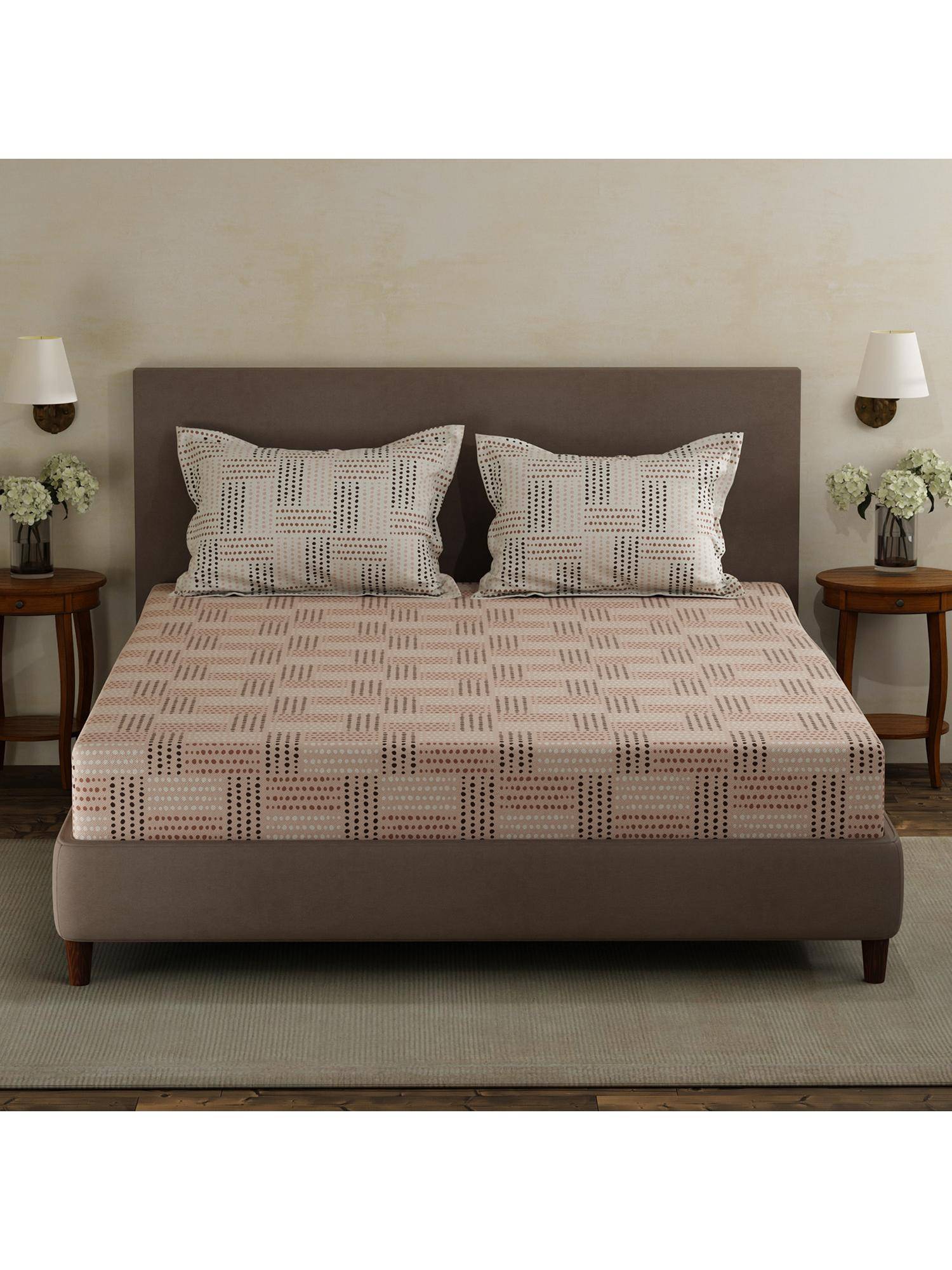 Layers Forever 100% Cotton 120 TC Beige Geometric Double Bedsheet with 2 Pillow Covers