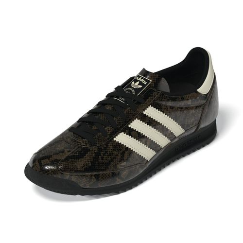 adidas gazelle silver green womens Adidas Originals "Gazelle LO PRO" Sneakers Beige - Women