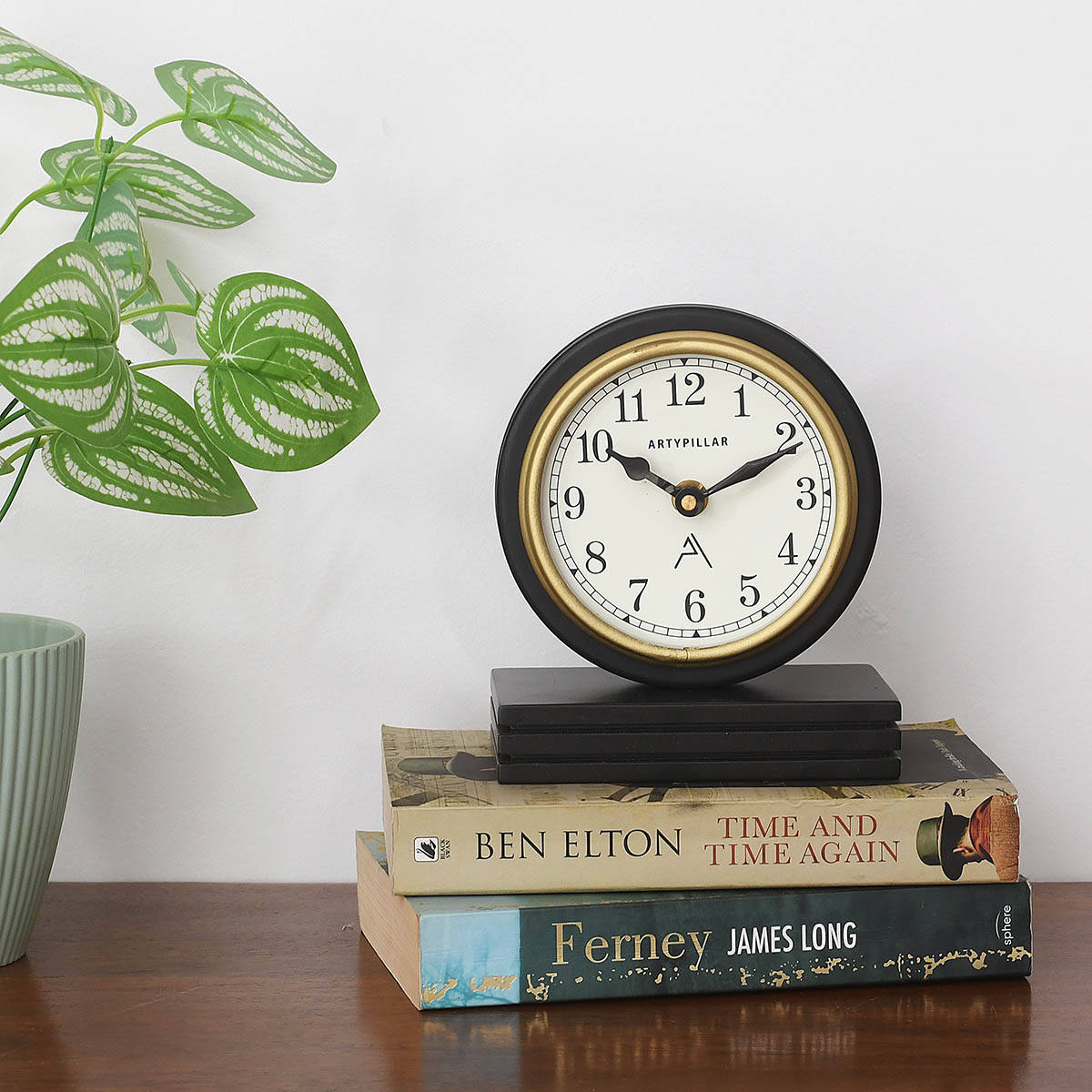 ARTYPILLAR Wooden Grove Design Frame Dome Glass Dial Table Clock