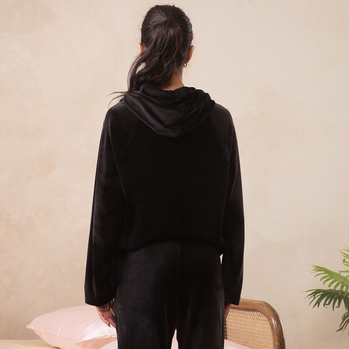 nykaa hoodie
