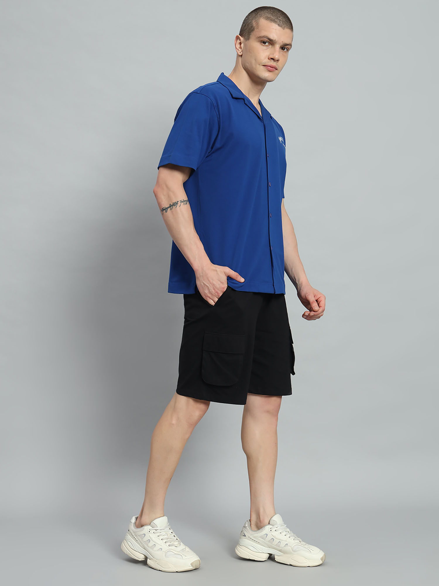 Buy Griffel Printed Regular Fit Royal Bowling Shirt Online