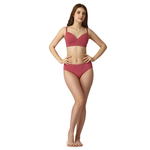 Buy SOIE Full Coverage Padded Non Wired Bra and High Rise Full