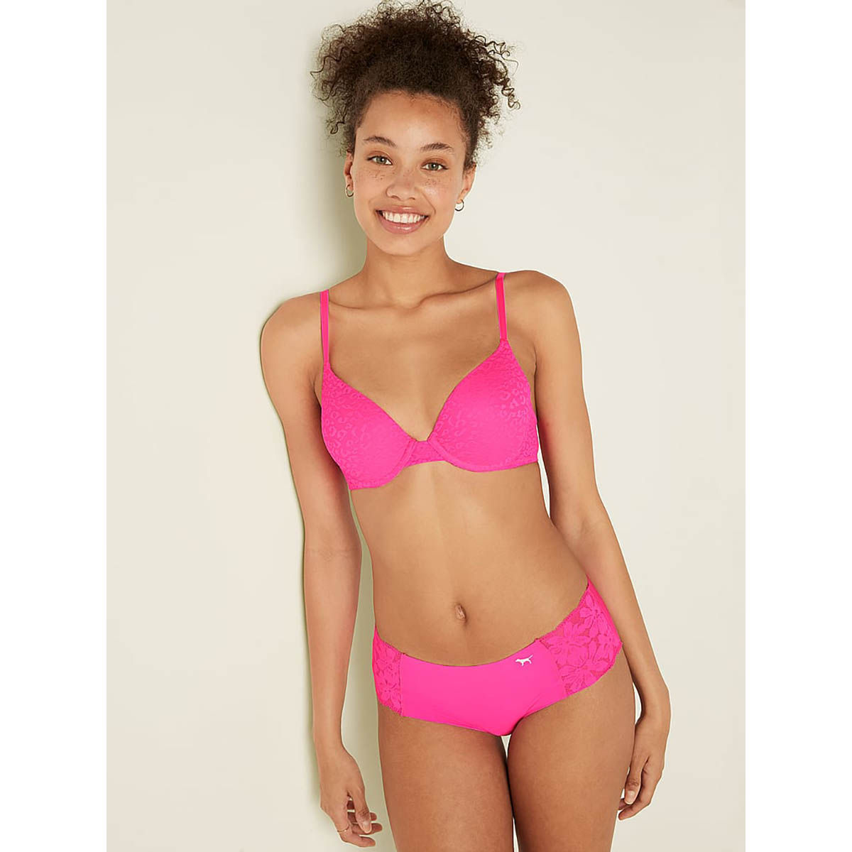Buy Victoria's Secret Women Pink Wear Everywhere Push-Up Bra Online
