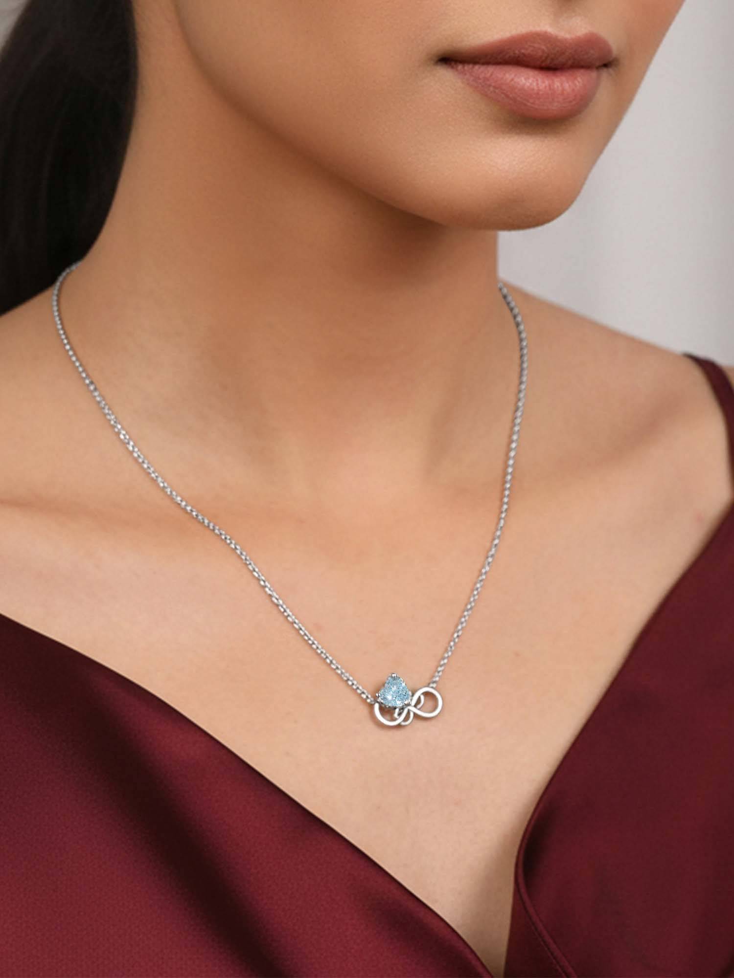 GIVA 925 Silver Unending Love Necklace