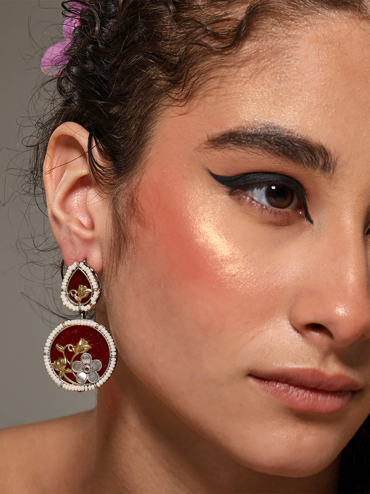 VENI Gold Plated Artificial Stones Studded and Beaded Oxidised Circular Earrings