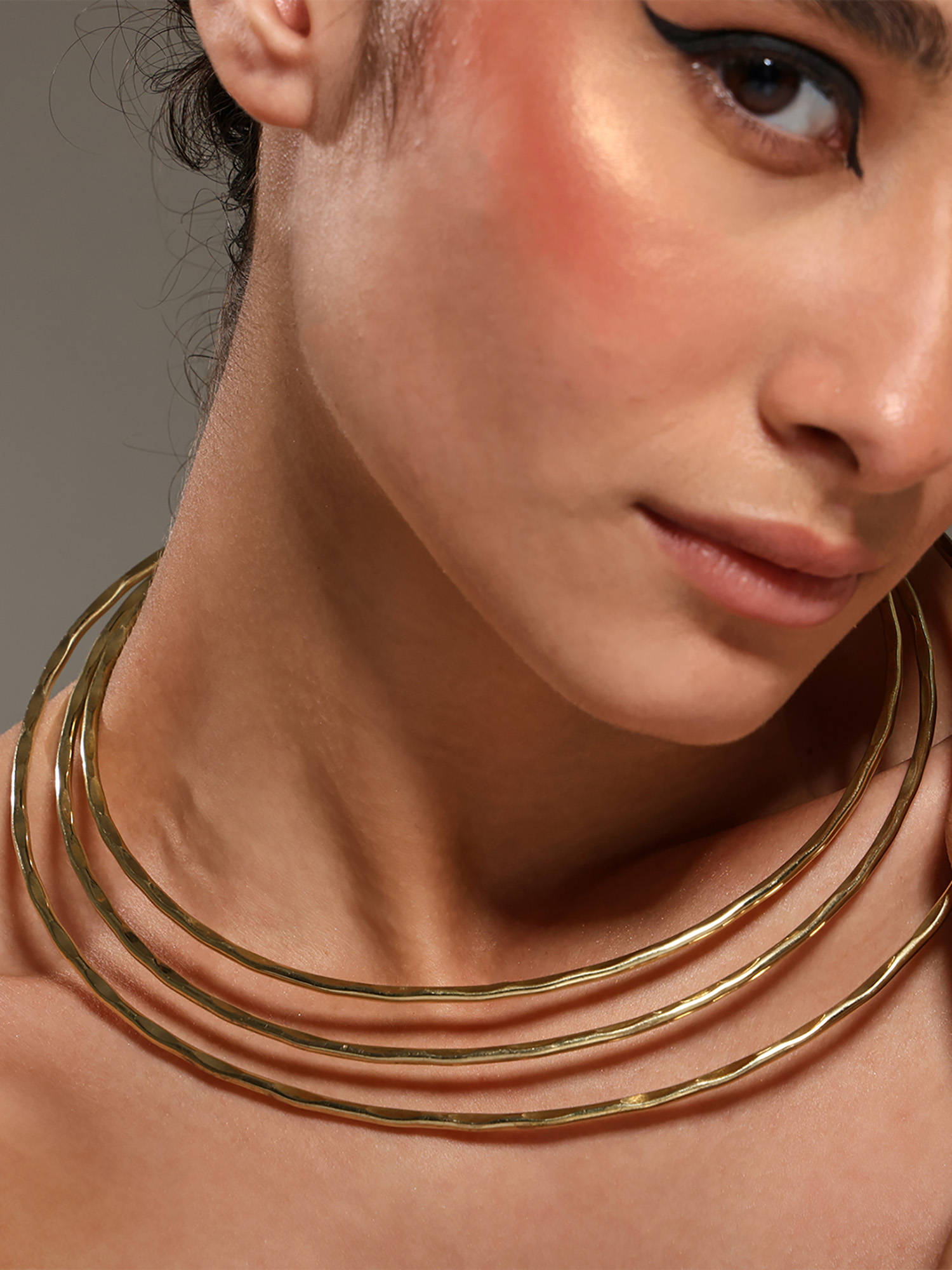 VENI Gold-Plated Anti Tarnish Minimal Necklace