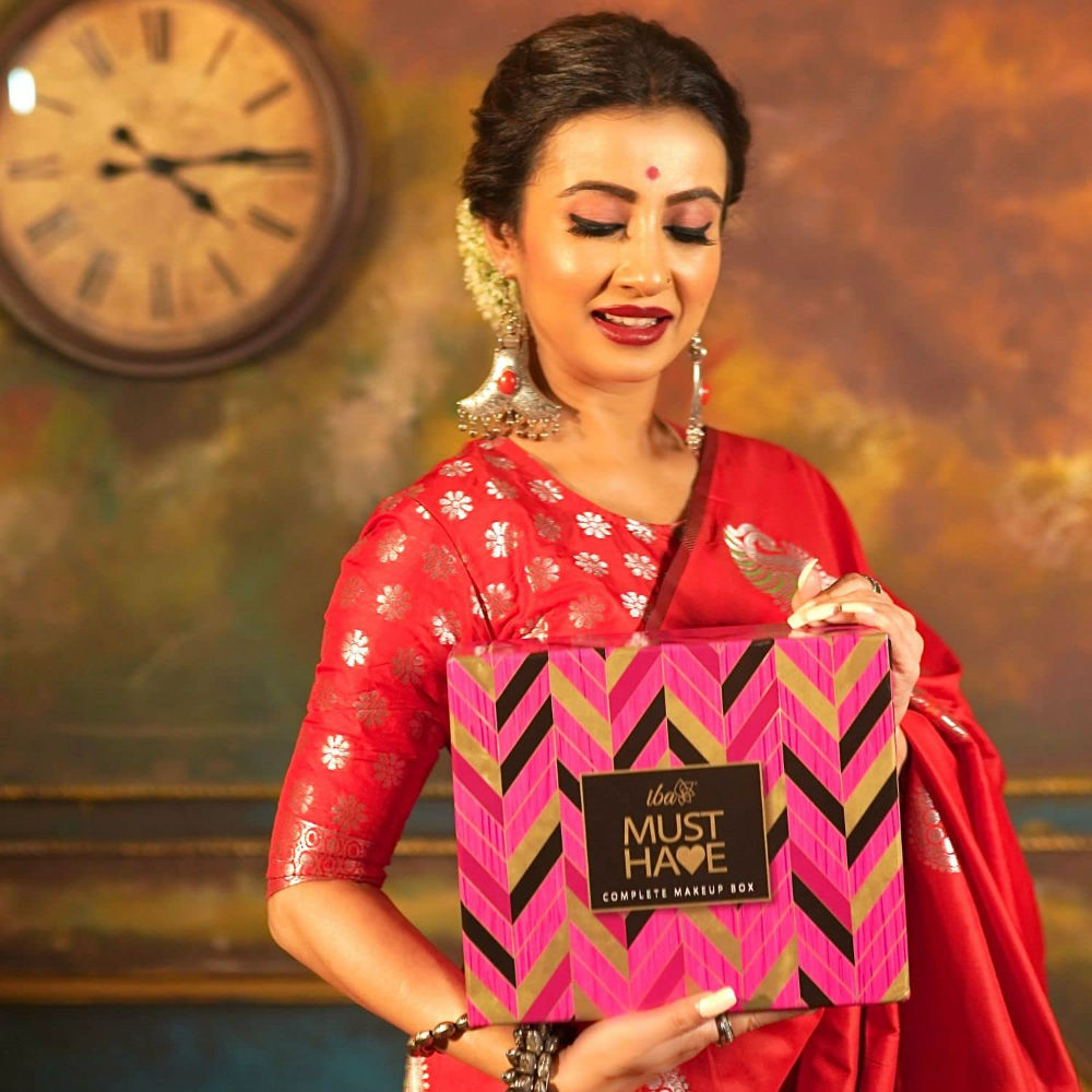 IBA Must Have Complete Makeup Box (Fair) Buy IBA Must Have Complete