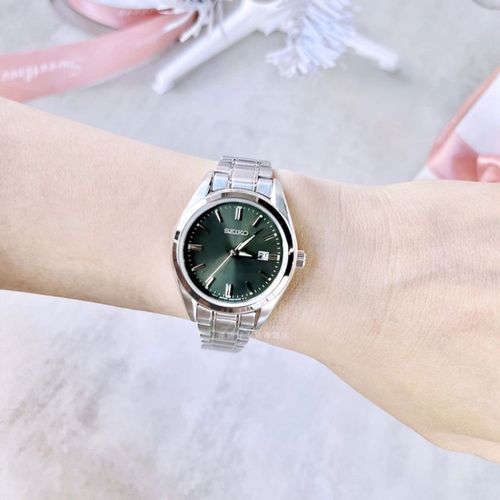 red graduation party dress Seiko | Gents Automatic Watch main image 0