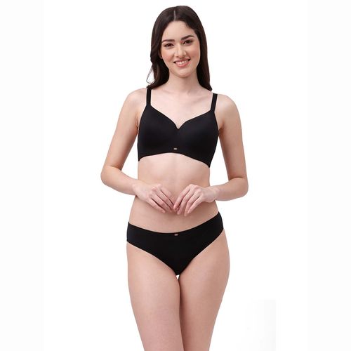 Buy SOIE Women's Padded, Non-wired Seamless Bra With Medium Coverage Brief  Black (Set of 2) Online