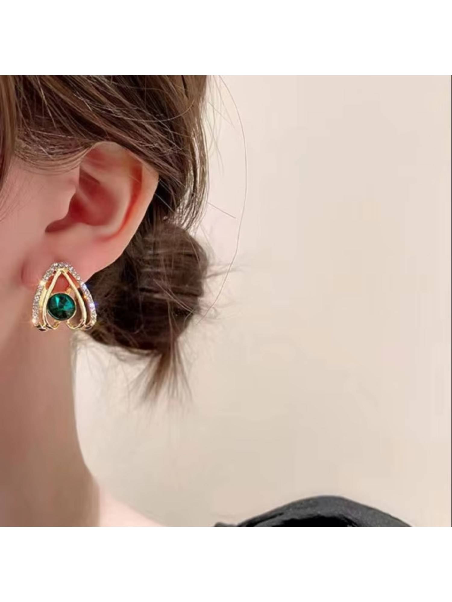 Jazz and Sizzle Women’S Gold Tone Kundan Drop Earrings With Pearl Hanging