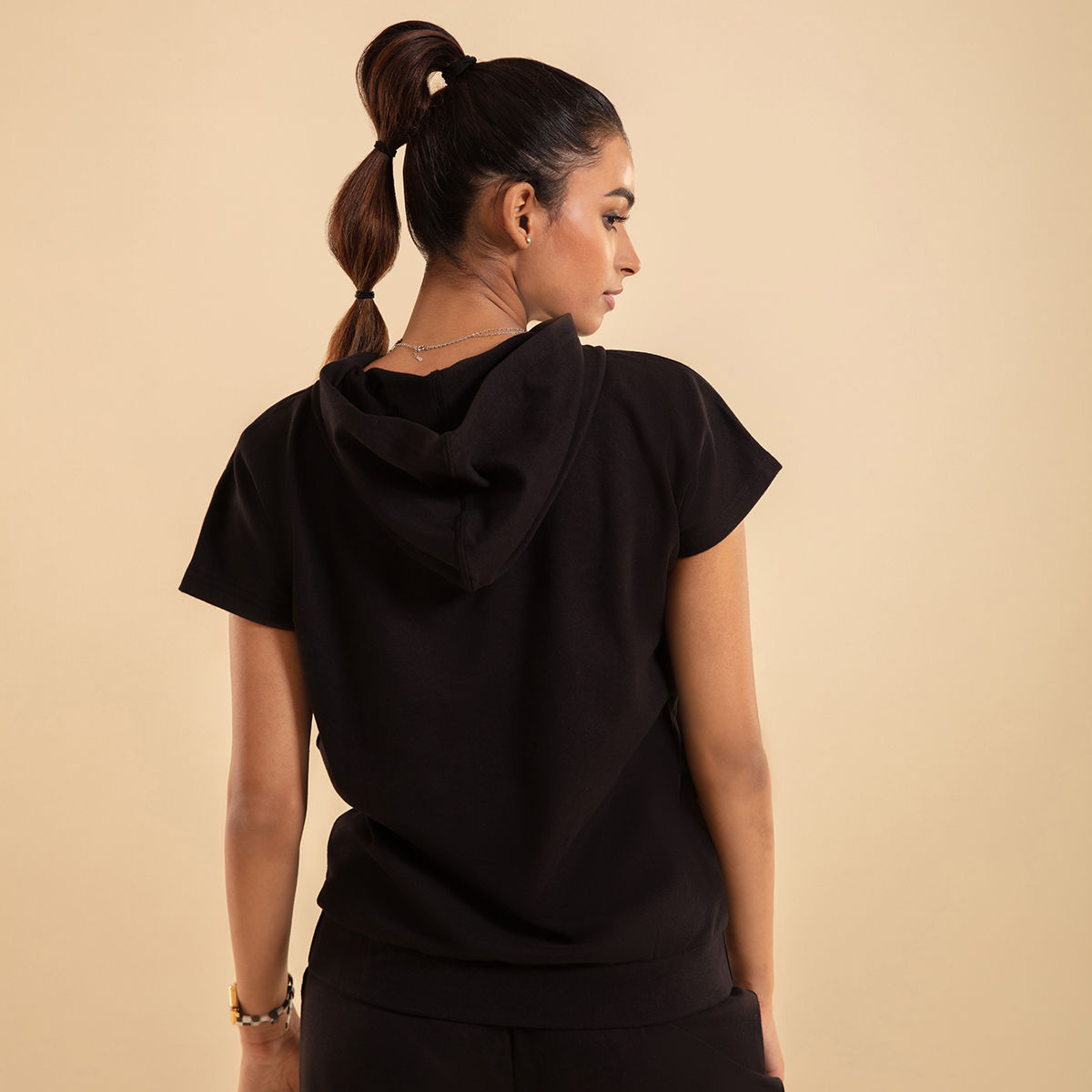nykaa hoodie