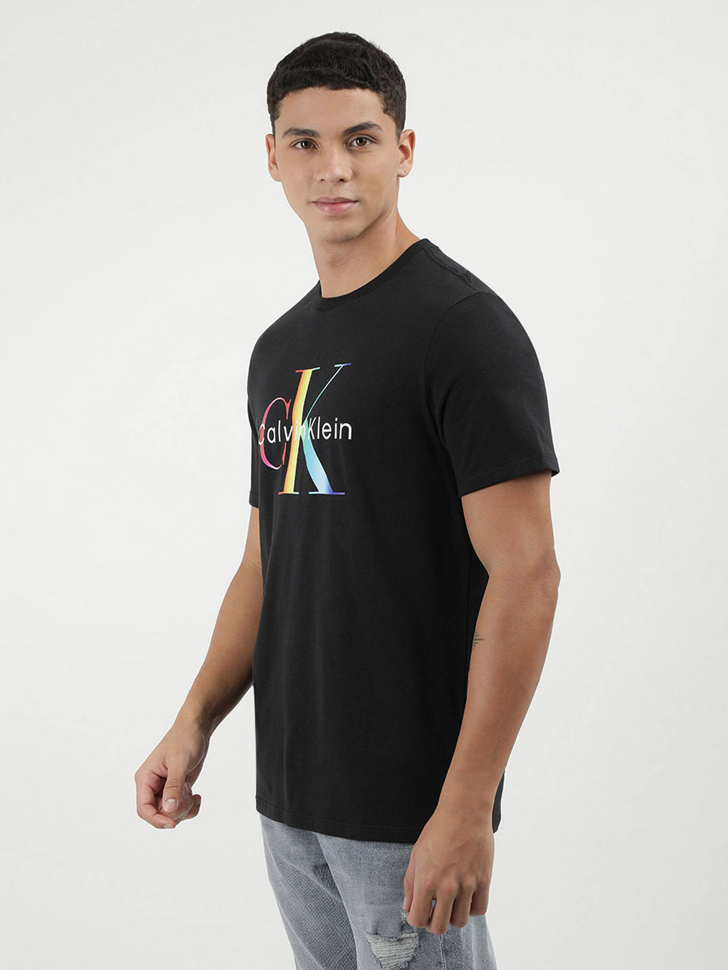 Ck Color Buy Calvin Klein Men Black Color T-Shirt Online
