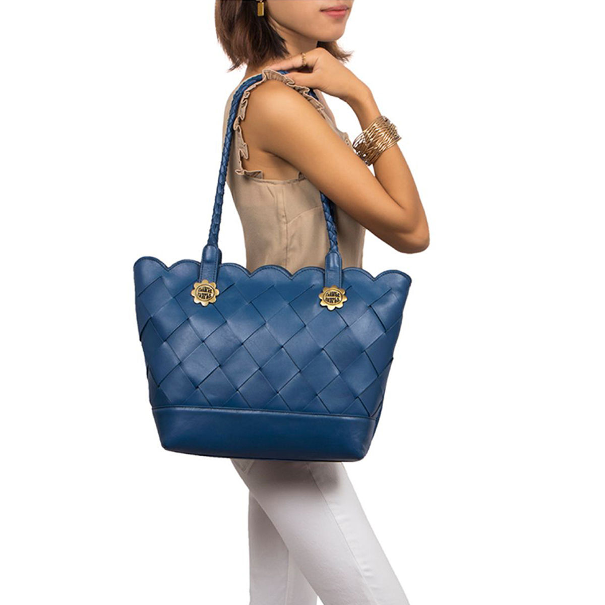 Hidesign Sb Shea Blue Hand Bag: Buy Hidesign Sb Shea Blue Hand Bag Online  at Best Price in India | Nykaa