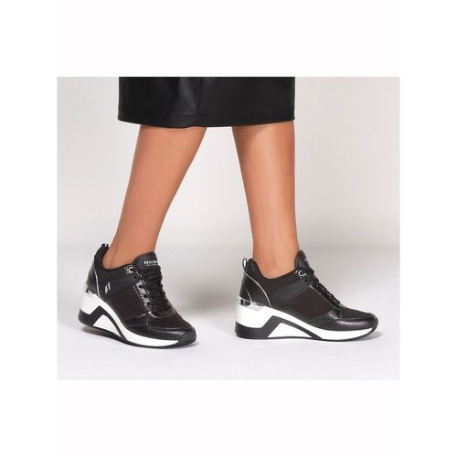 Buy SKECHERS MILLION AIR UP THERE Black Casual shoes Online