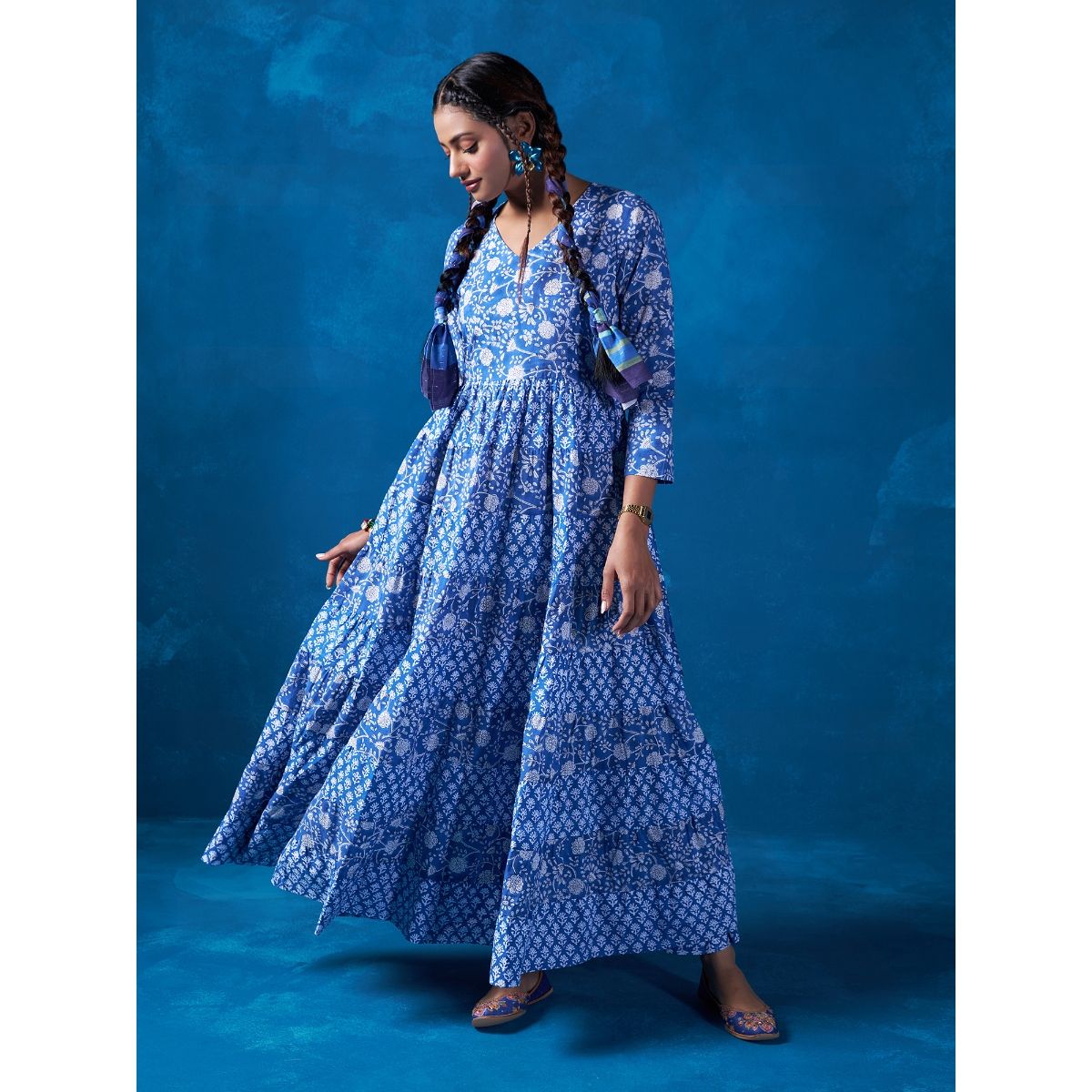 Medium blue maxi dresses | HOWTOWEAR Fashion