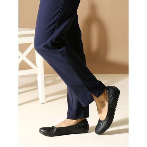 Womens Black Casual Solid Round Toe Slip On Ballerina (35)