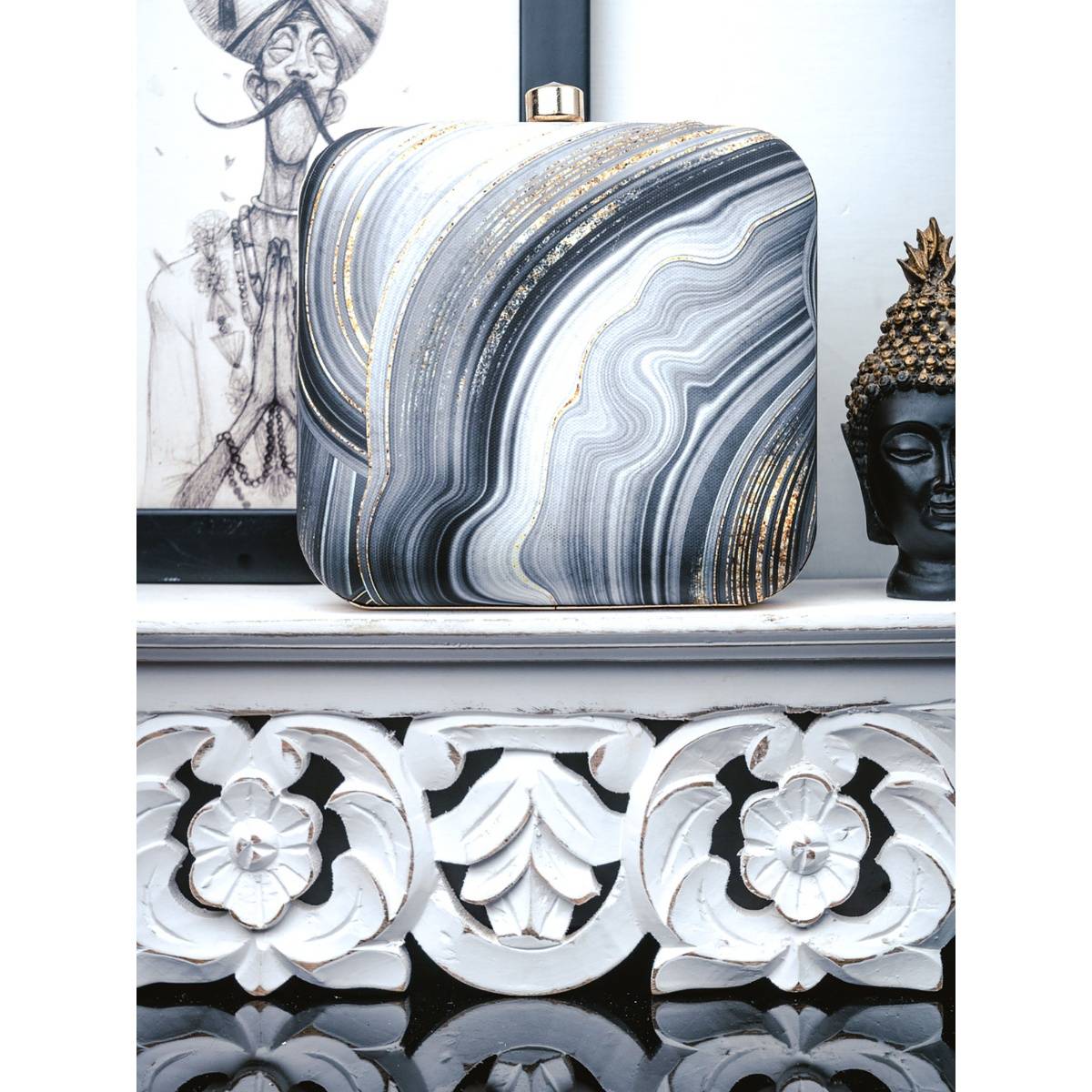 NR BY NIDHI RATHI Printed Grey Clutch
