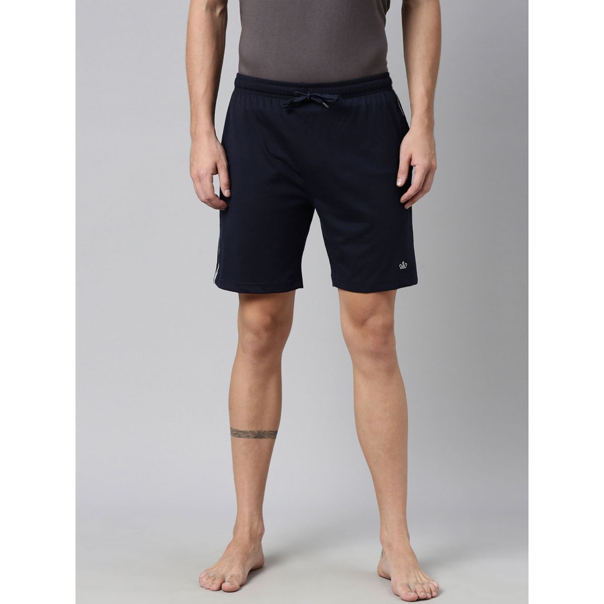 Mens shorts shop under 200