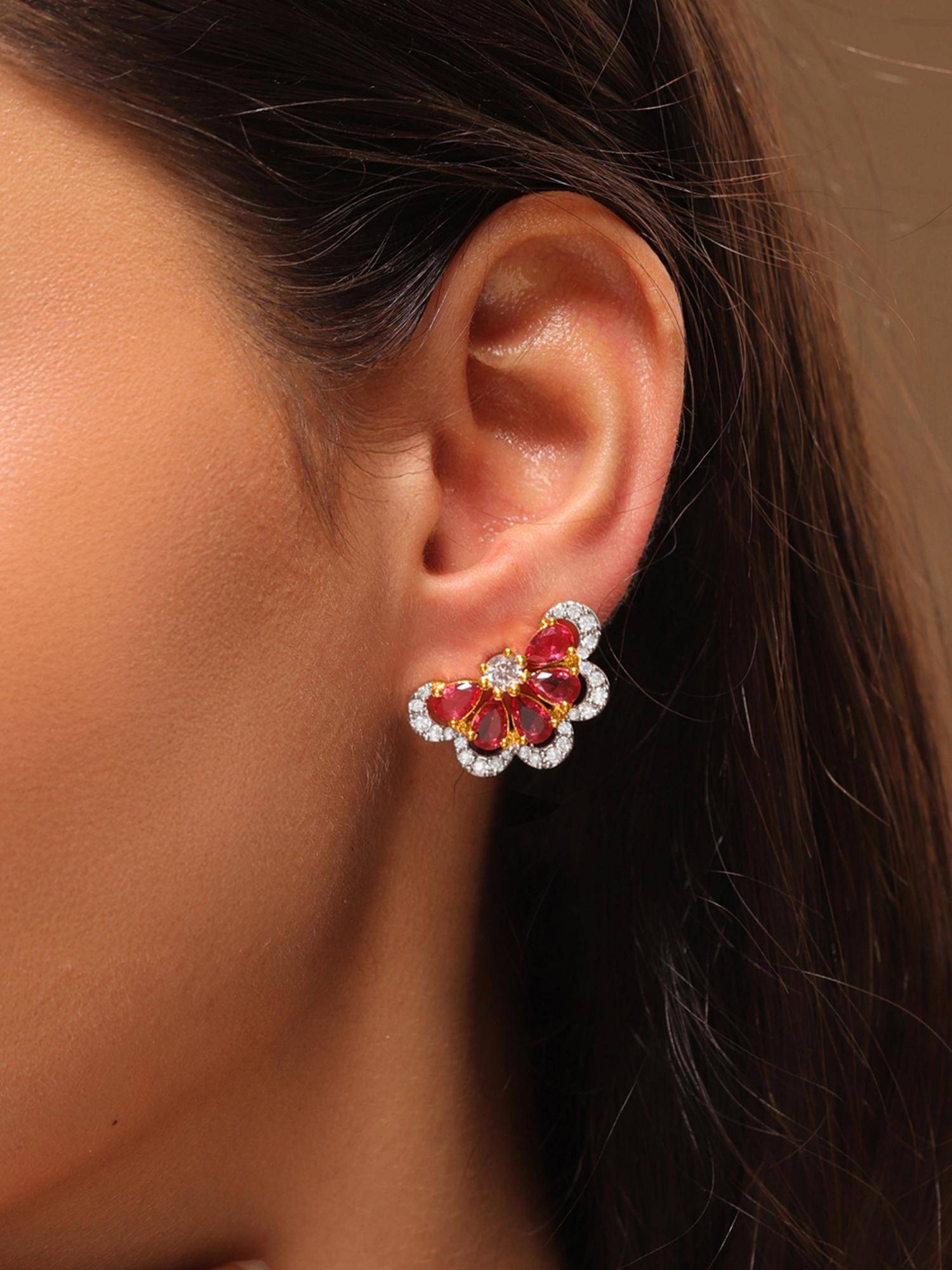 Voylla Royal Romance Ayiana Gold Studs