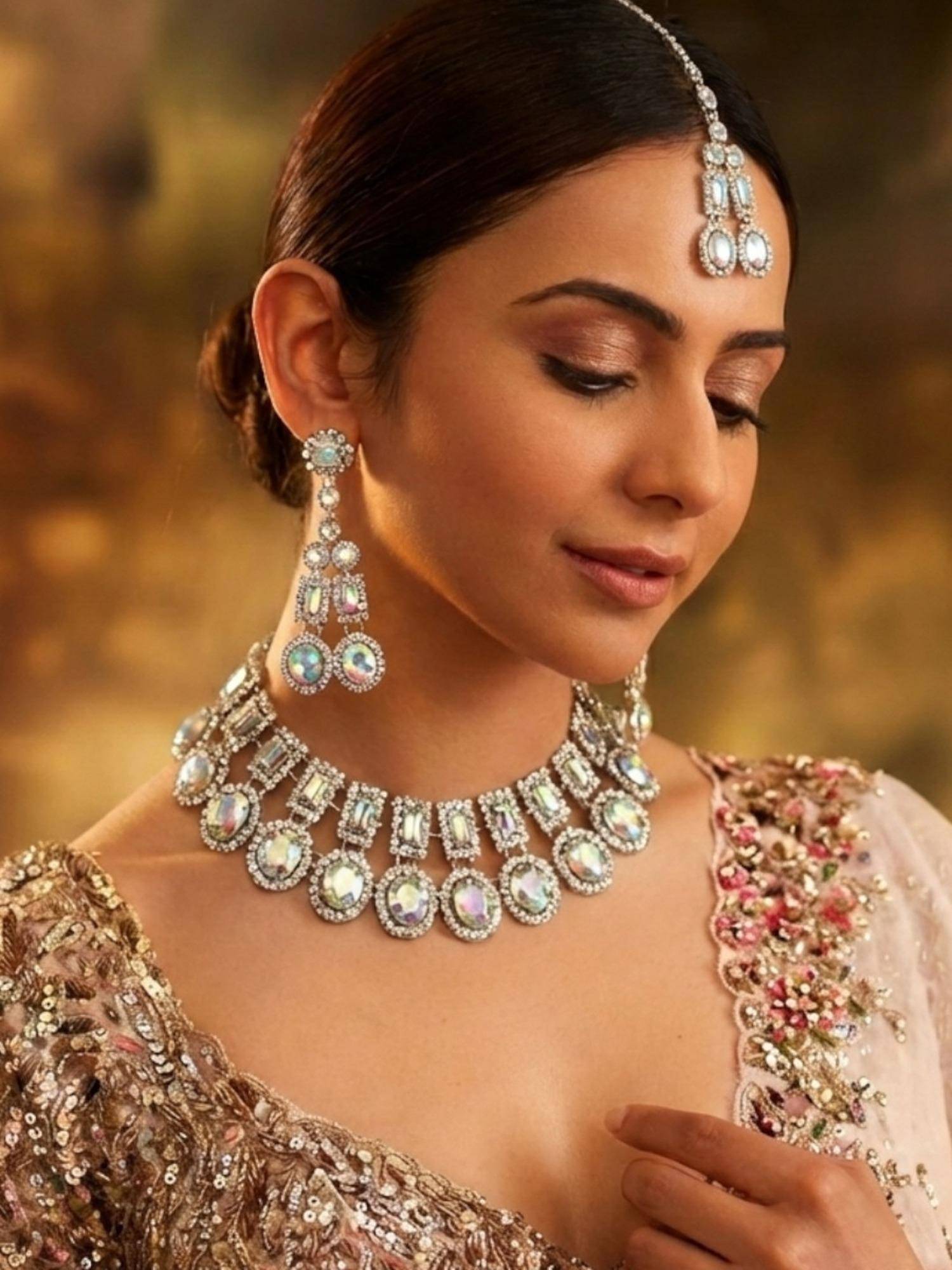 Accessher Silver Tone Ad Choker Jewellery Set with Earrings and Maangtikka