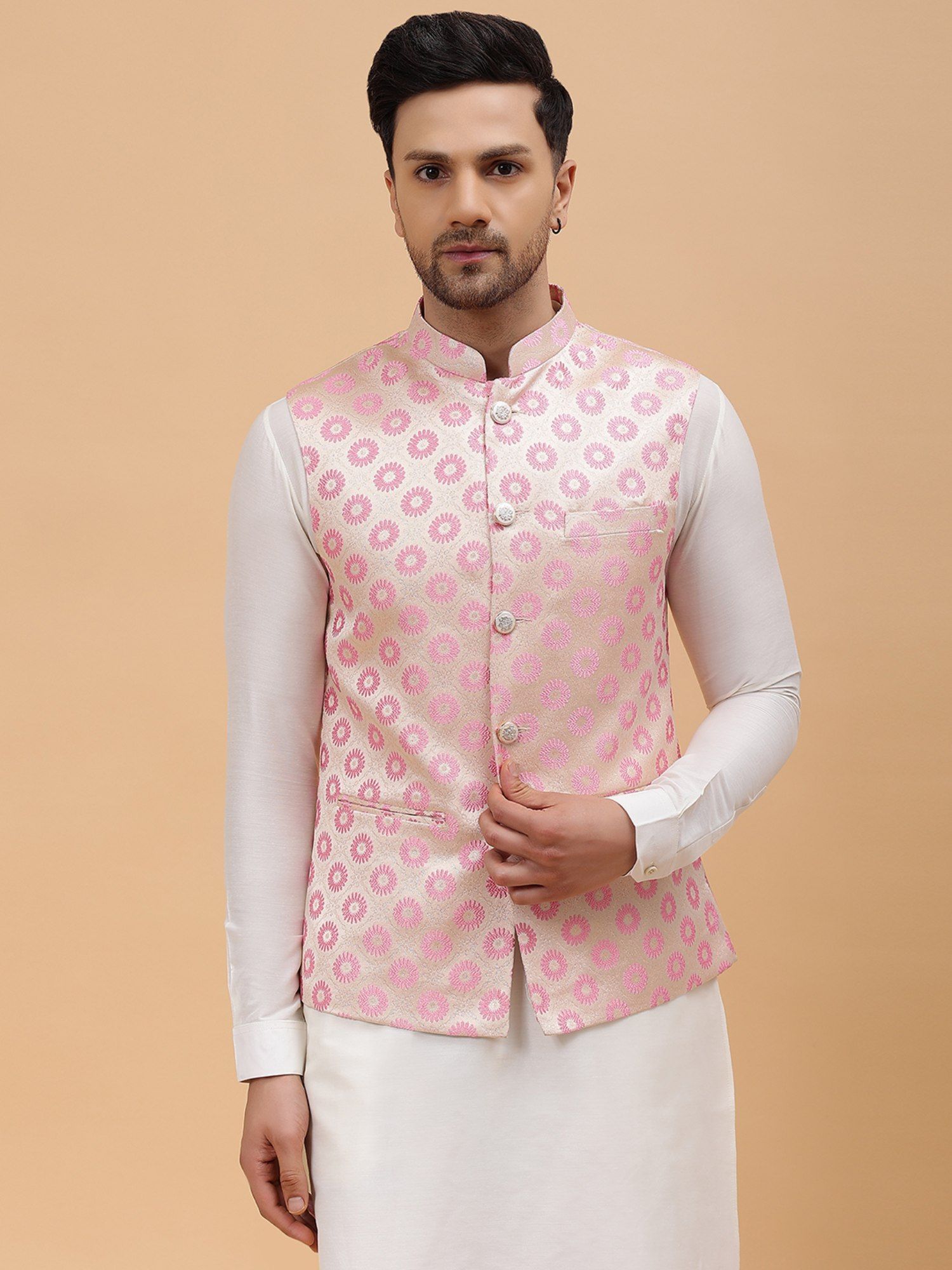 White kurta pajama hot sale with pink jacket