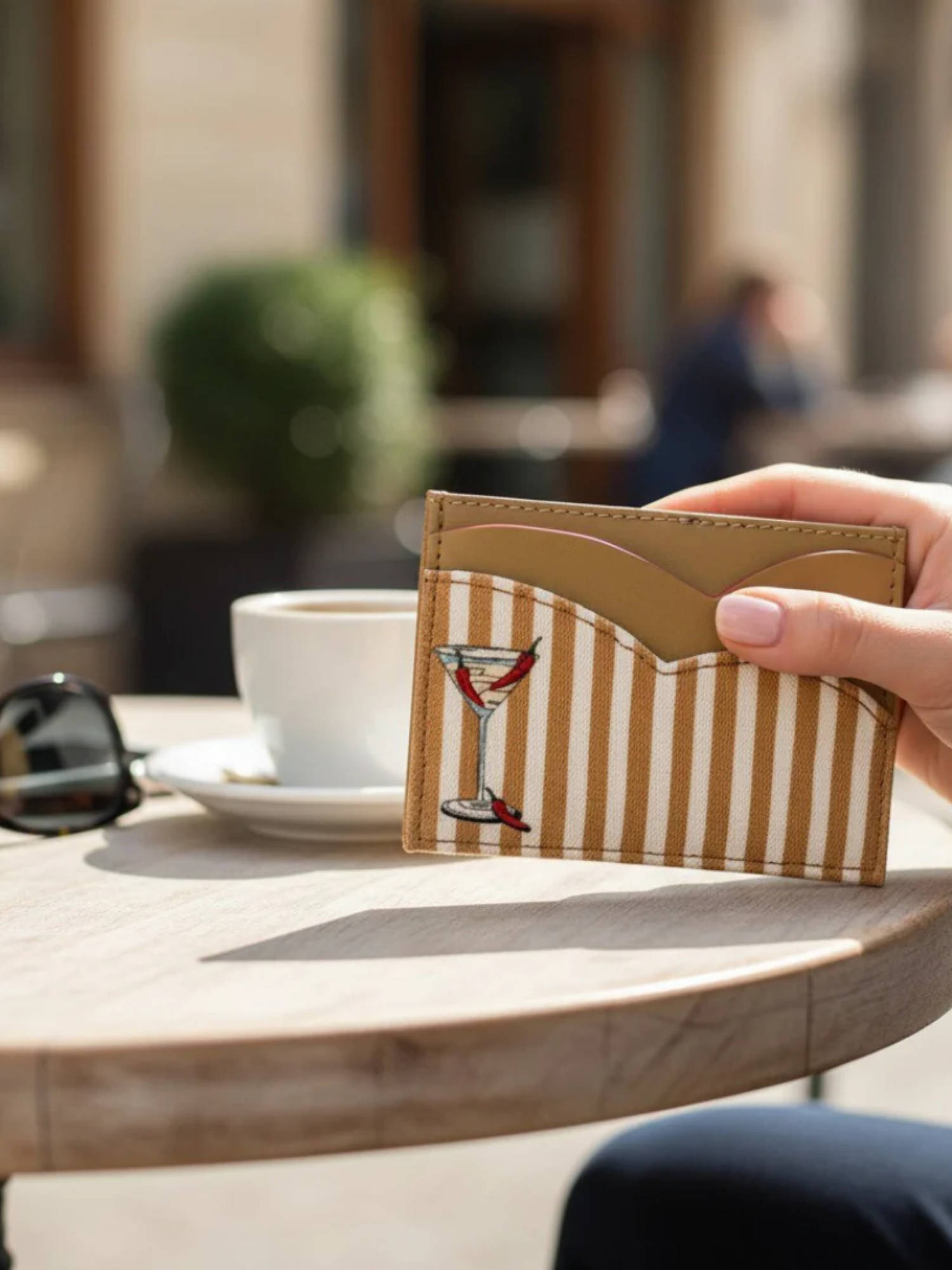 ETCETERA Stripe Right - Cocktail Hour Card Holder-Beige