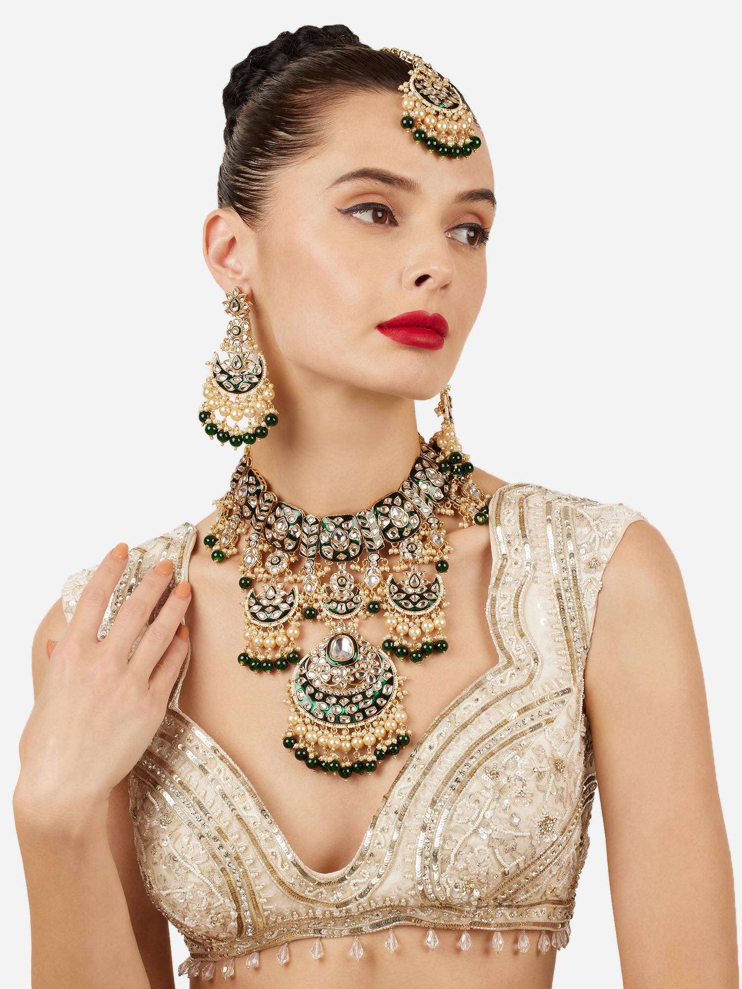 Zaveri Pearls Green Kundan-Stones Pearl Bridal Jewellery Set