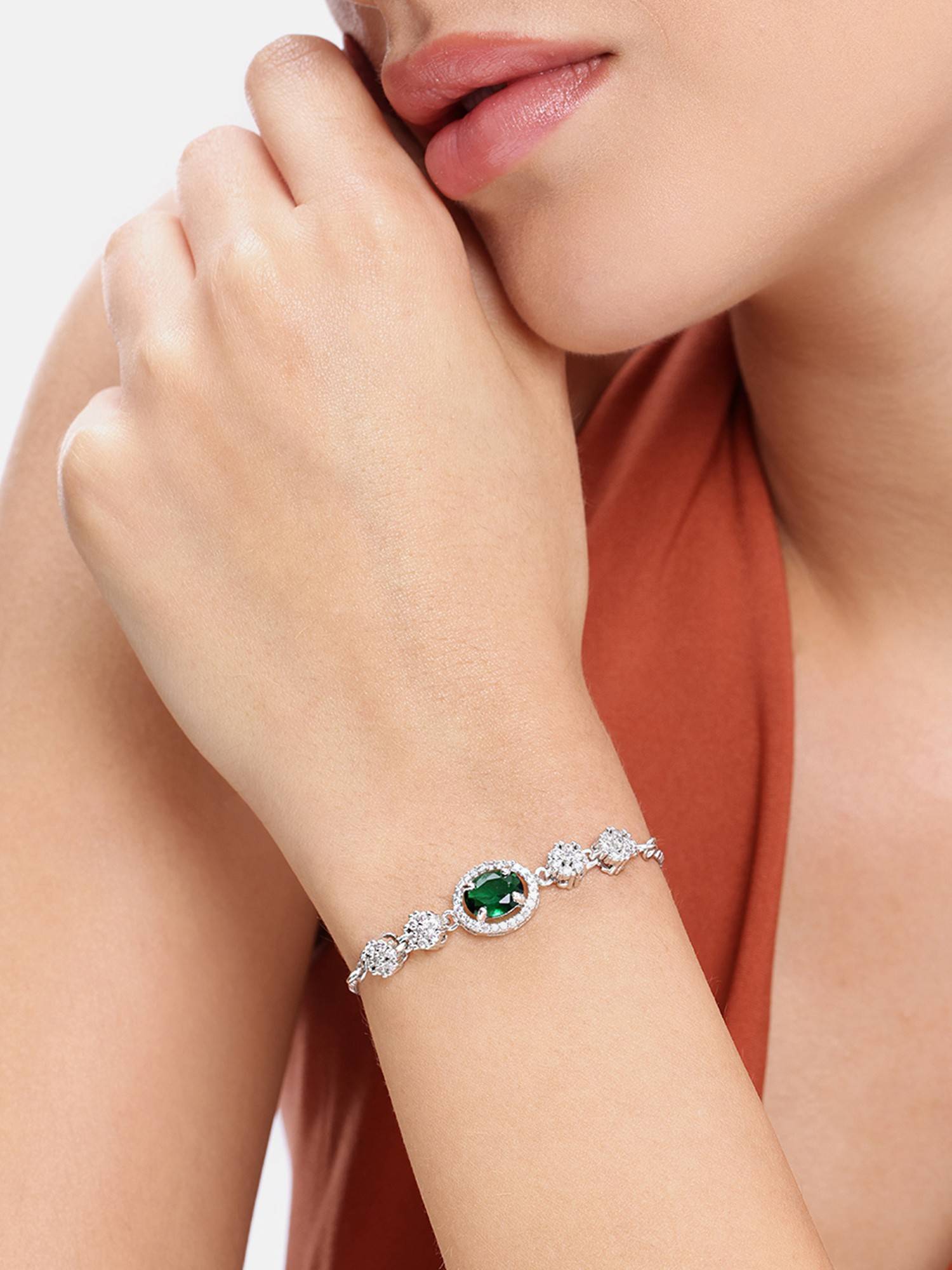 Estele Radiant Cz Green Center Bracelet