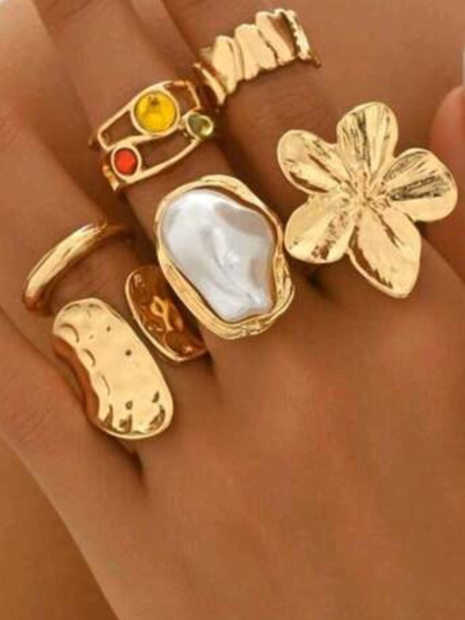 Fabula Gold Cocktail Rings (Pack Of 6)