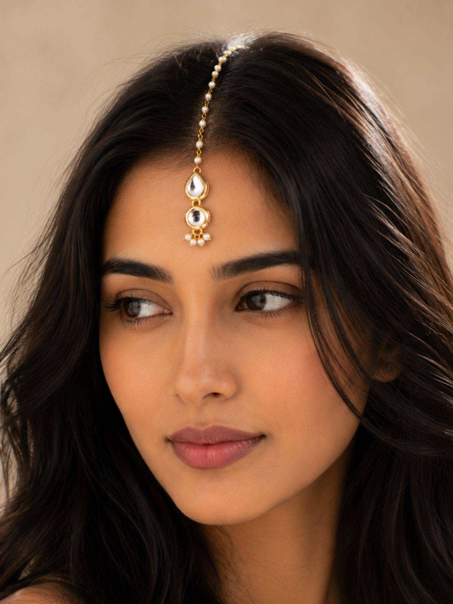 Abdesigns Gold Plated Kundan Studded Maangtikka
