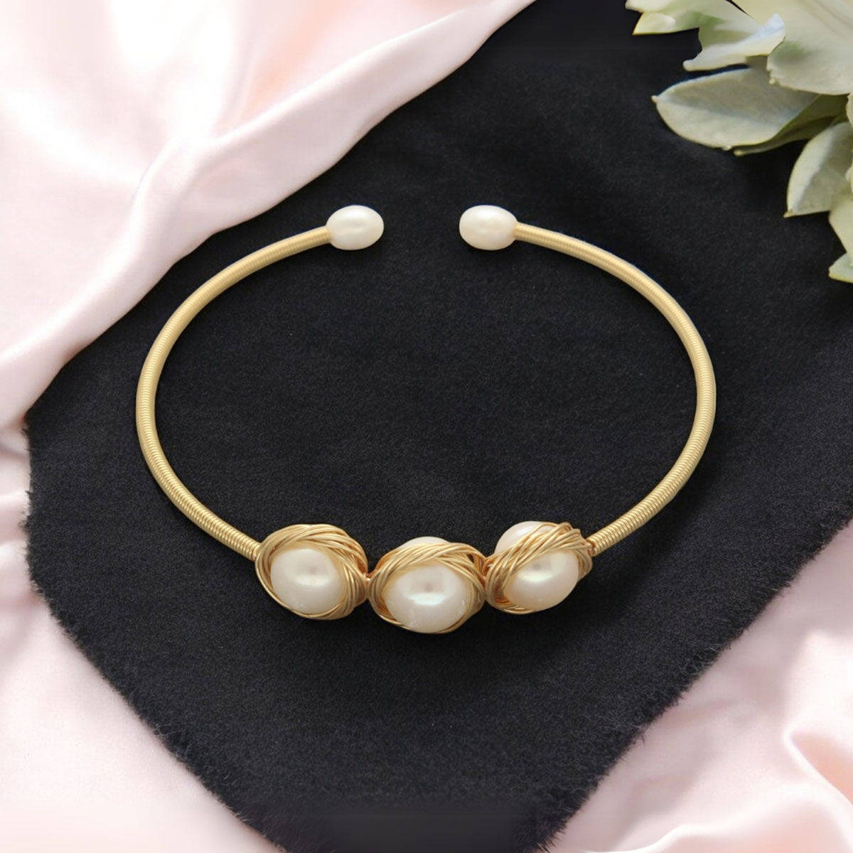 Sri Jagdamba Pearls Mallory Pearl Bracelet for Women