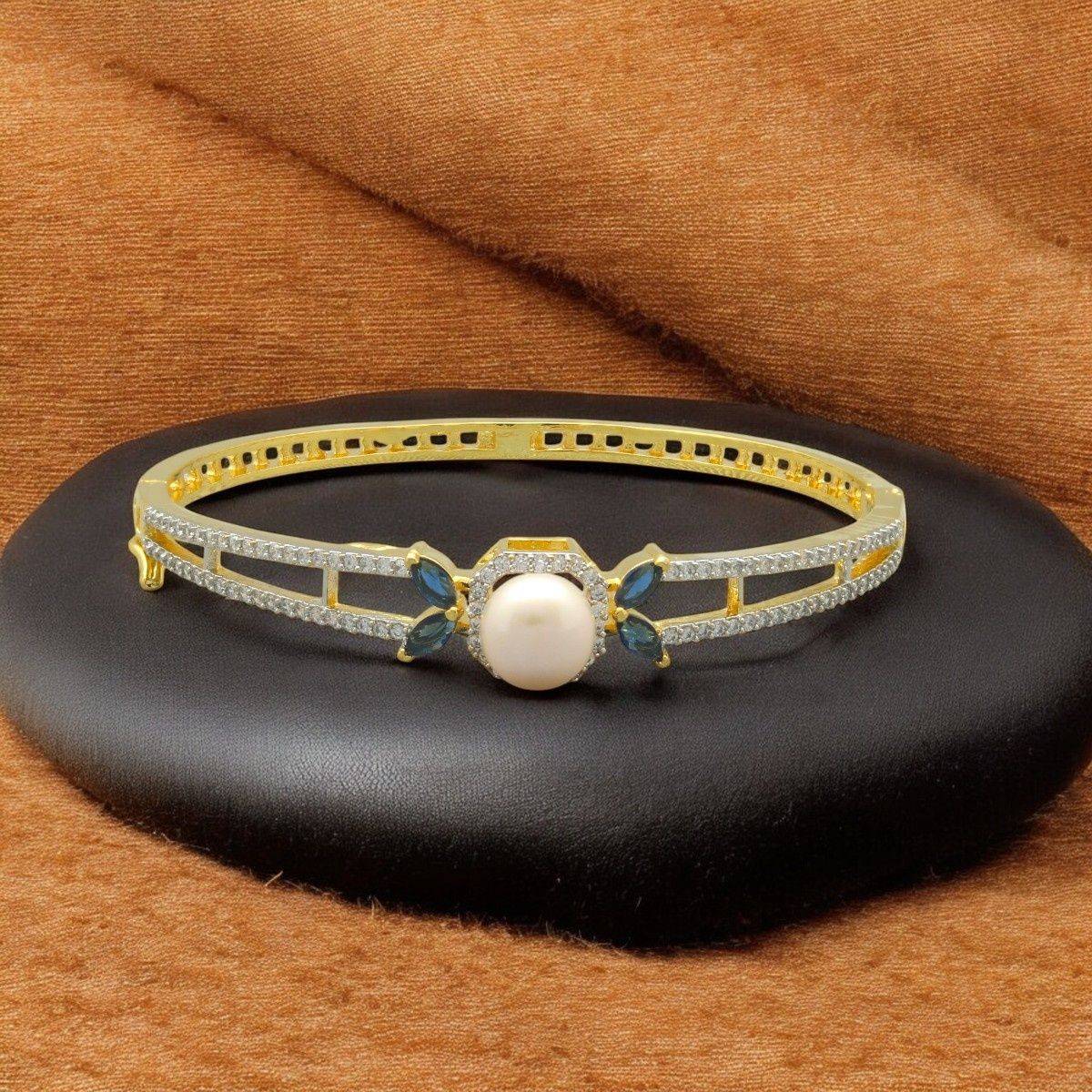 Sri Jagdamba Pearls Royal Whisper Stone Bracelet