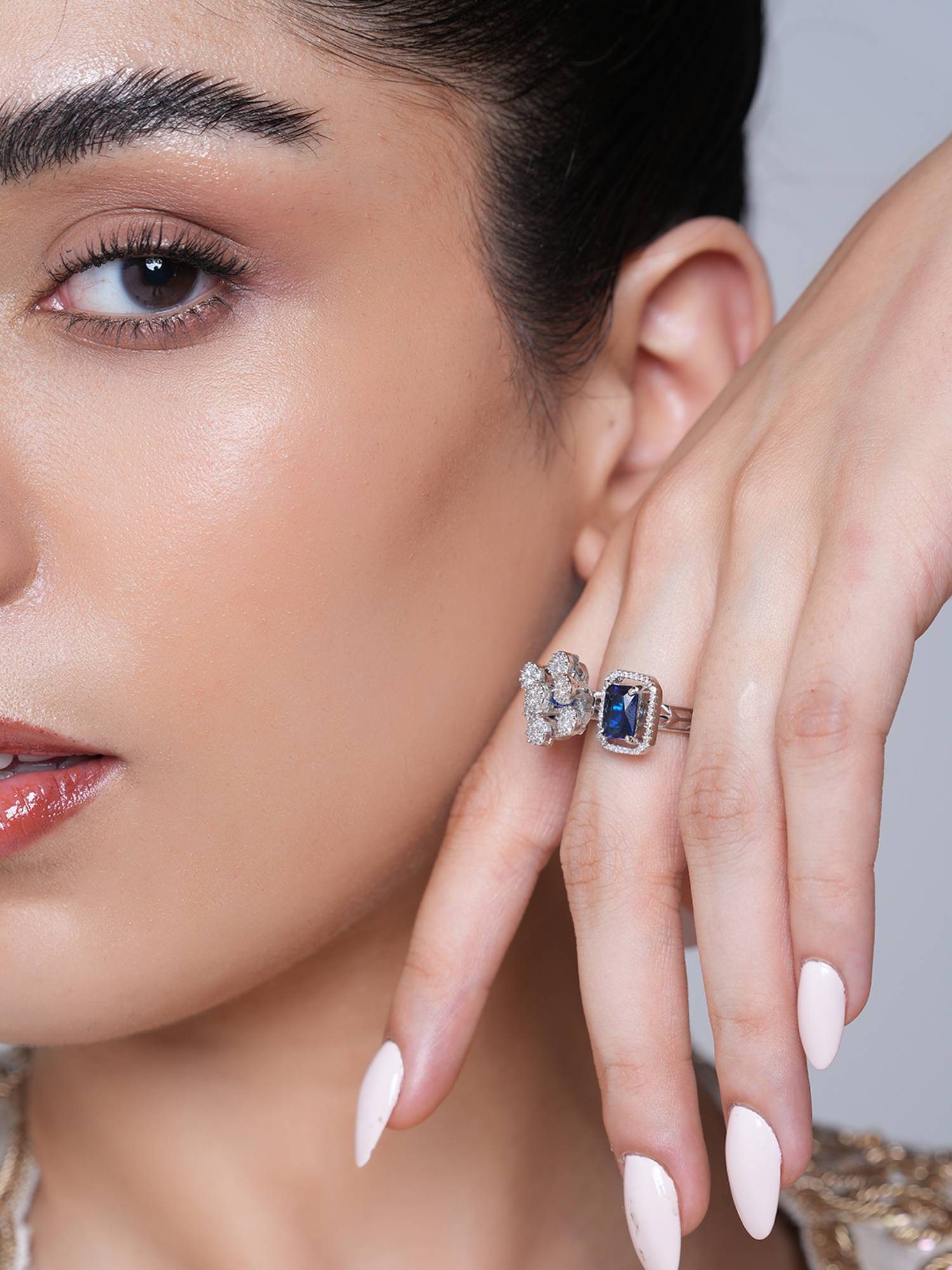 CAO JEWELLERY Small Ad Ring