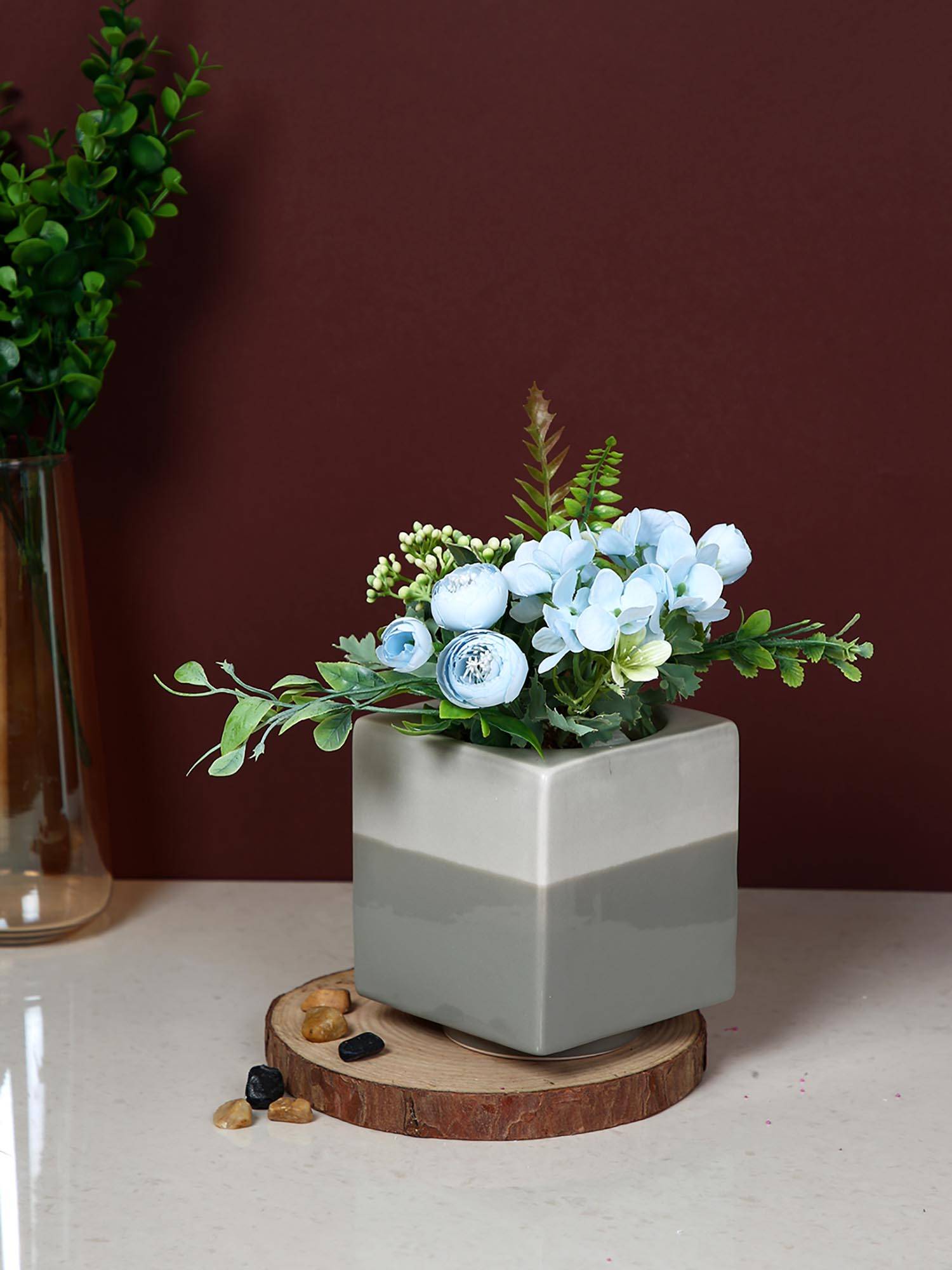 Tayhaa Grey Moonstone Mist Square Planter