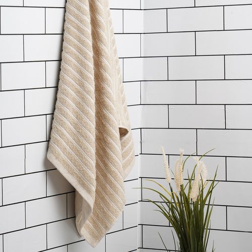 Welspun 2-In-1 Cotton Bath Towel-Beige (S): Buy Welspun 2-In-1 Cotton Bath  Towel-Beige (S) Online at Best Price in India