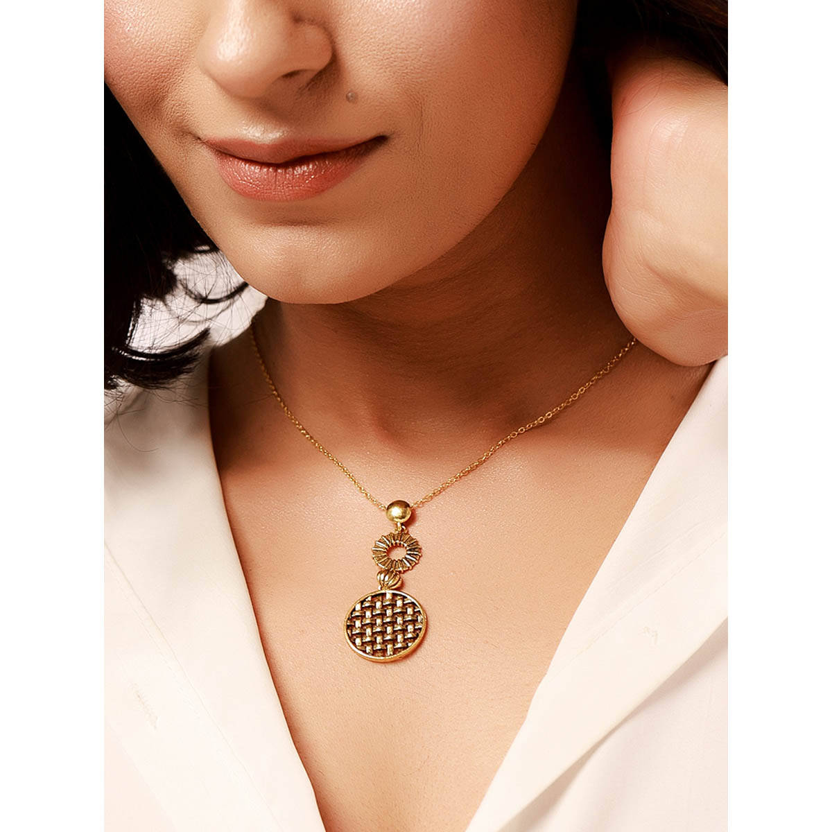 Voylla Woven Wonder Plain Weaving Pendant Necklace