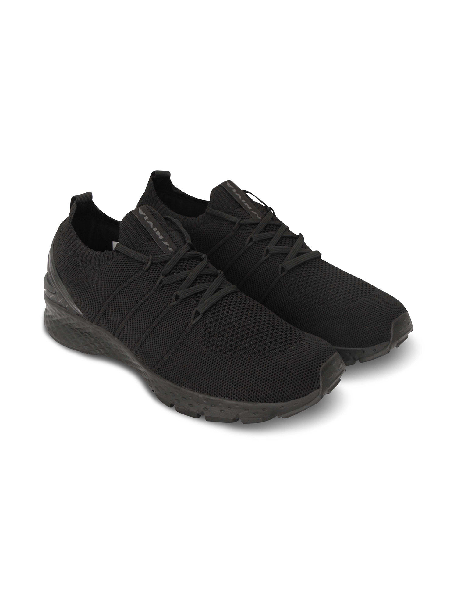 Nivia store shoes black