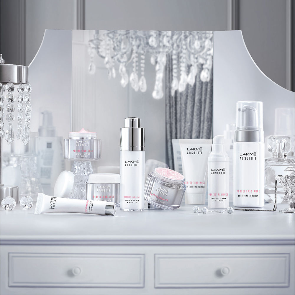 lakme brightening day cream