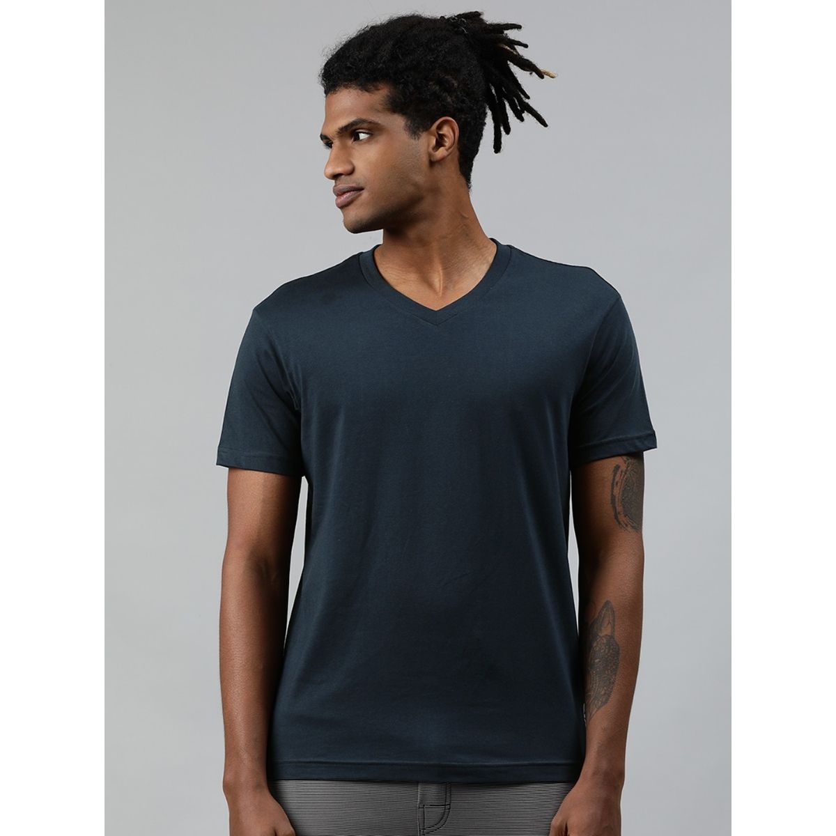 Levi s v neck black t shop shirt