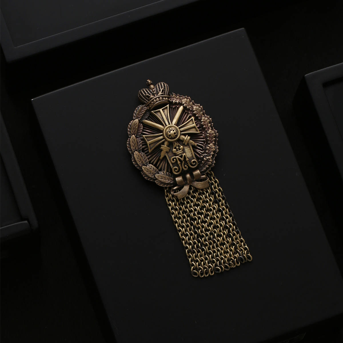 Cosa Nostraa The Richardson Brooch
