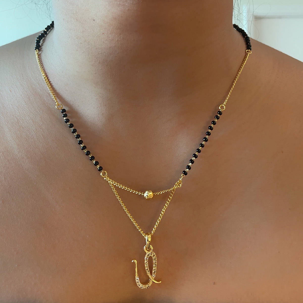 Digital Dress Room U Cursive Letter Short Mangalsutra