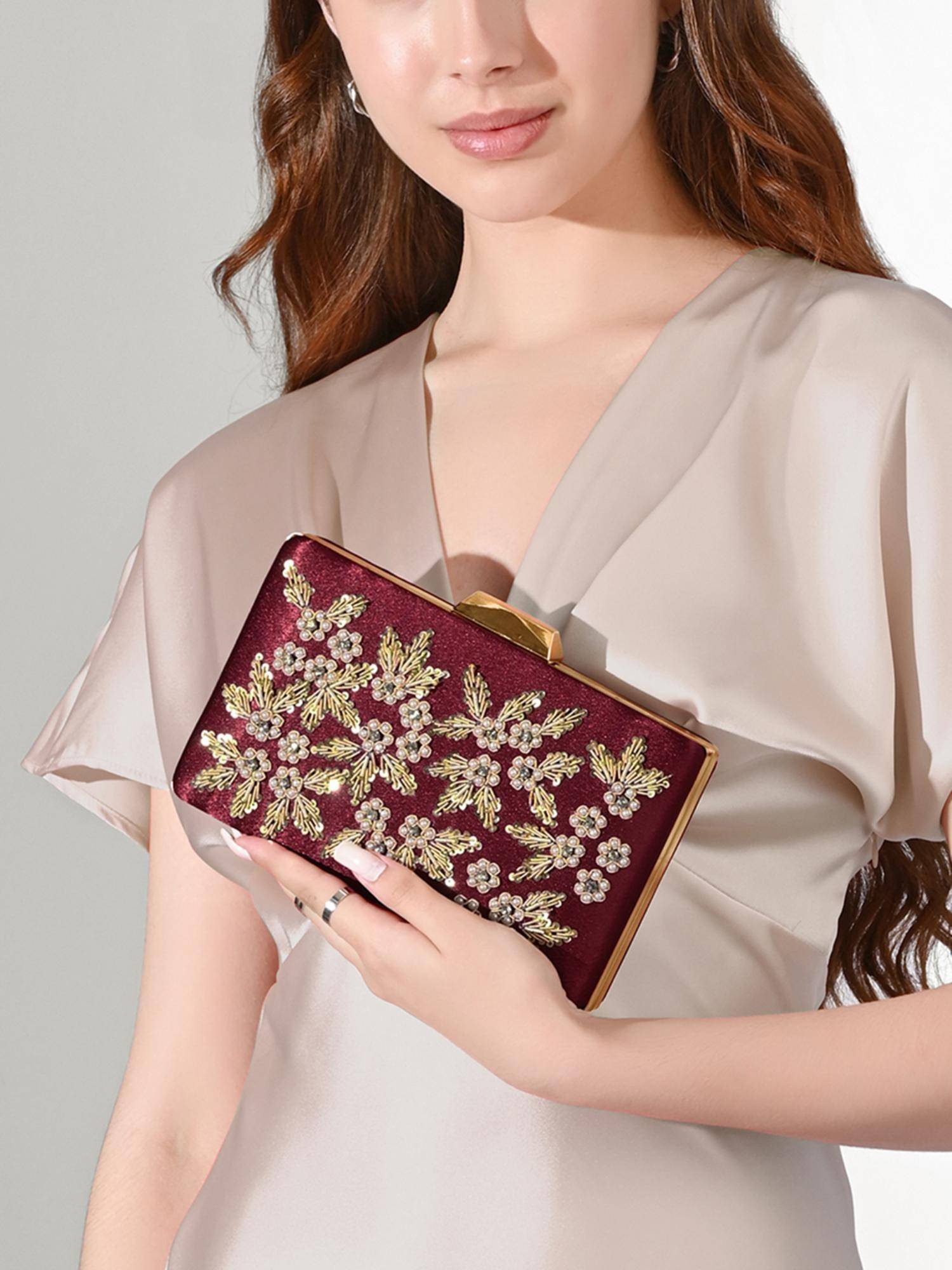 Lavie Signature Women's Ogden Embroidery Large Frame Clutch (L)