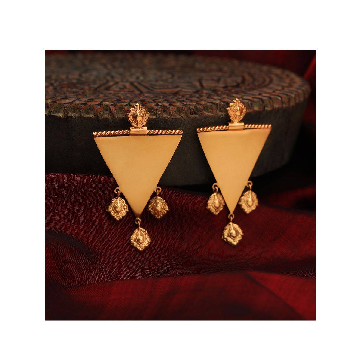 Suhani Pittie Gold Plated 4 Diamond Engraving, Twisted Wire & 'V' Earrings