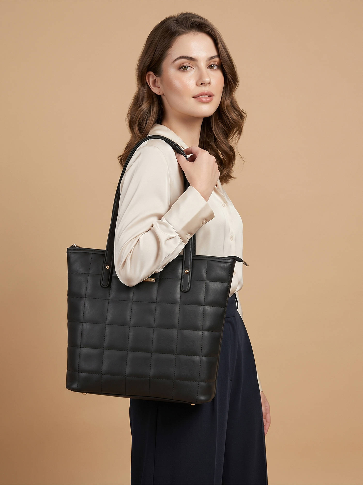 Metro Women Black Modern Shoulder Bag