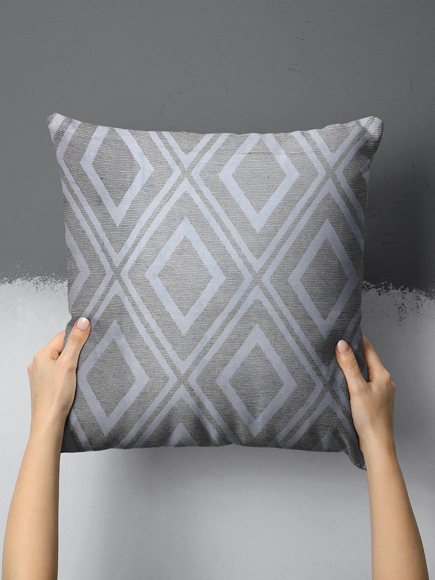 BIANCA Geometric Decorative Hand Loom Cotton Jute Cushion Cover (16x16 Inches)